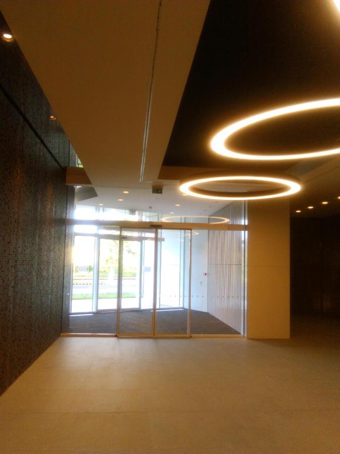 Appartamento Panoramaview/31Thfloor!/Luxury/Wifi/Parking Bratislava Esterno foto